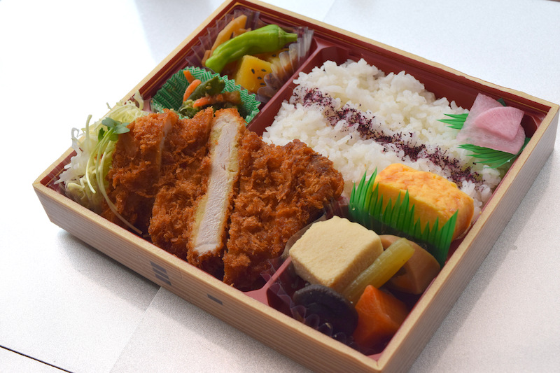 とんかつ弁当